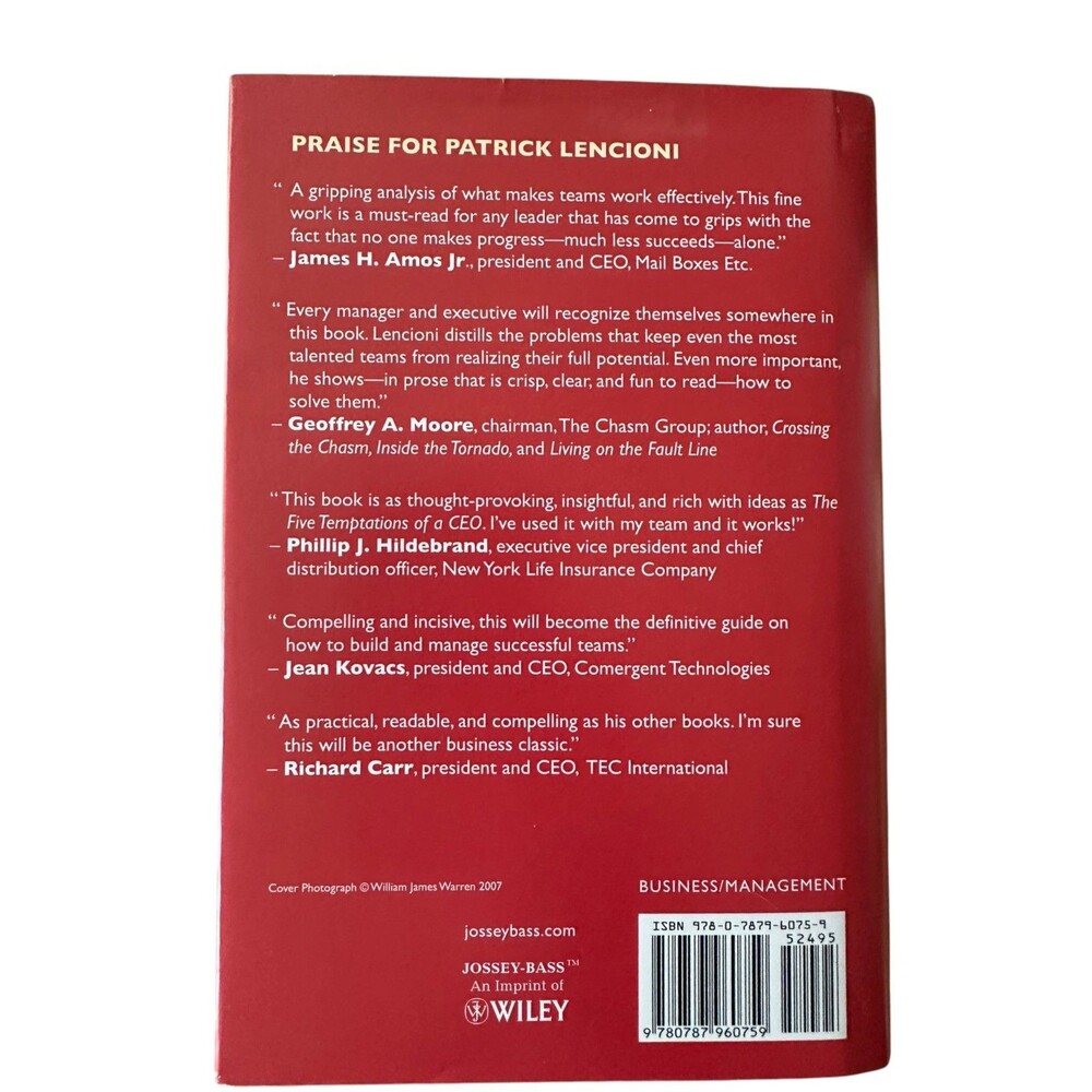 The Five Dysfunctions of a Team: A Leadership Fable by Patrick Lencioni (Hardcvr - Picture 2 of 2